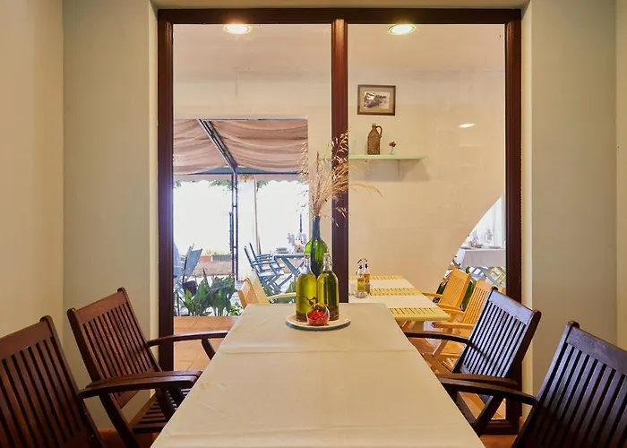 Хотел Fara - Marina Cape